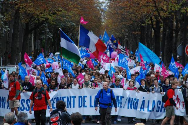 Francja protestuje